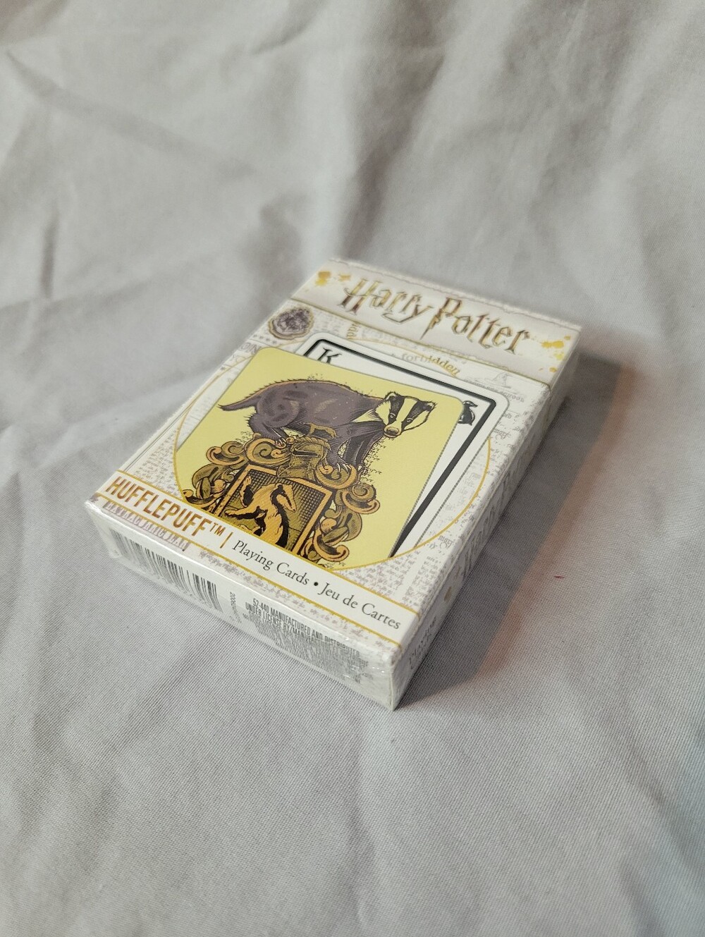 BRAND NEW Harry Potter Hufflepuff House Playing Cards Sealed